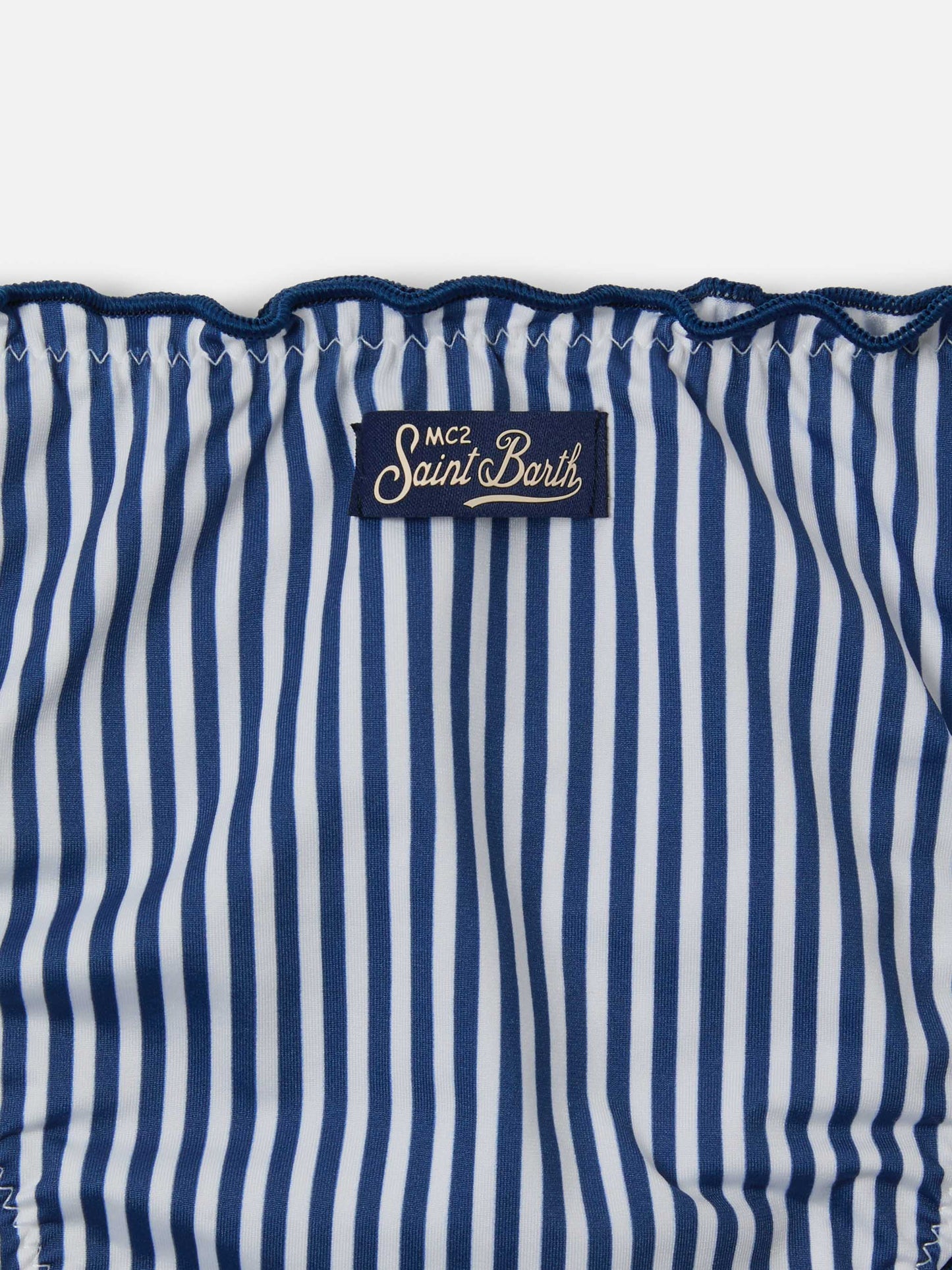 Bikini Emy a righe bianche e blu con bordi arricciati