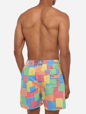 Mehrfarbige Herren-Badeshorts mit Gingham-Karomuster