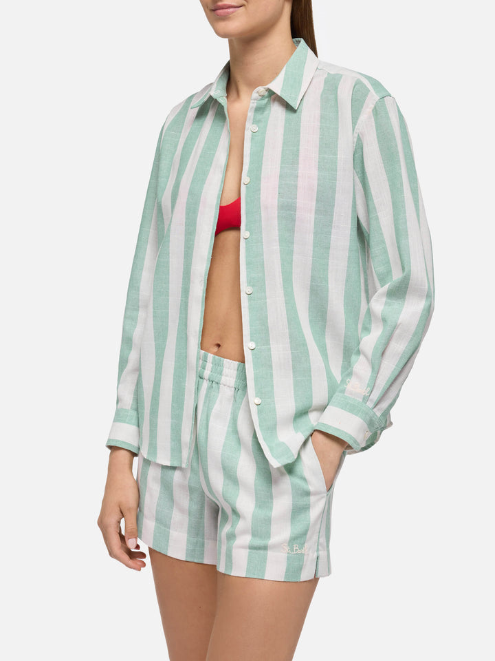 Camicia classica in lino Meredith con stampa a righe verde salvia