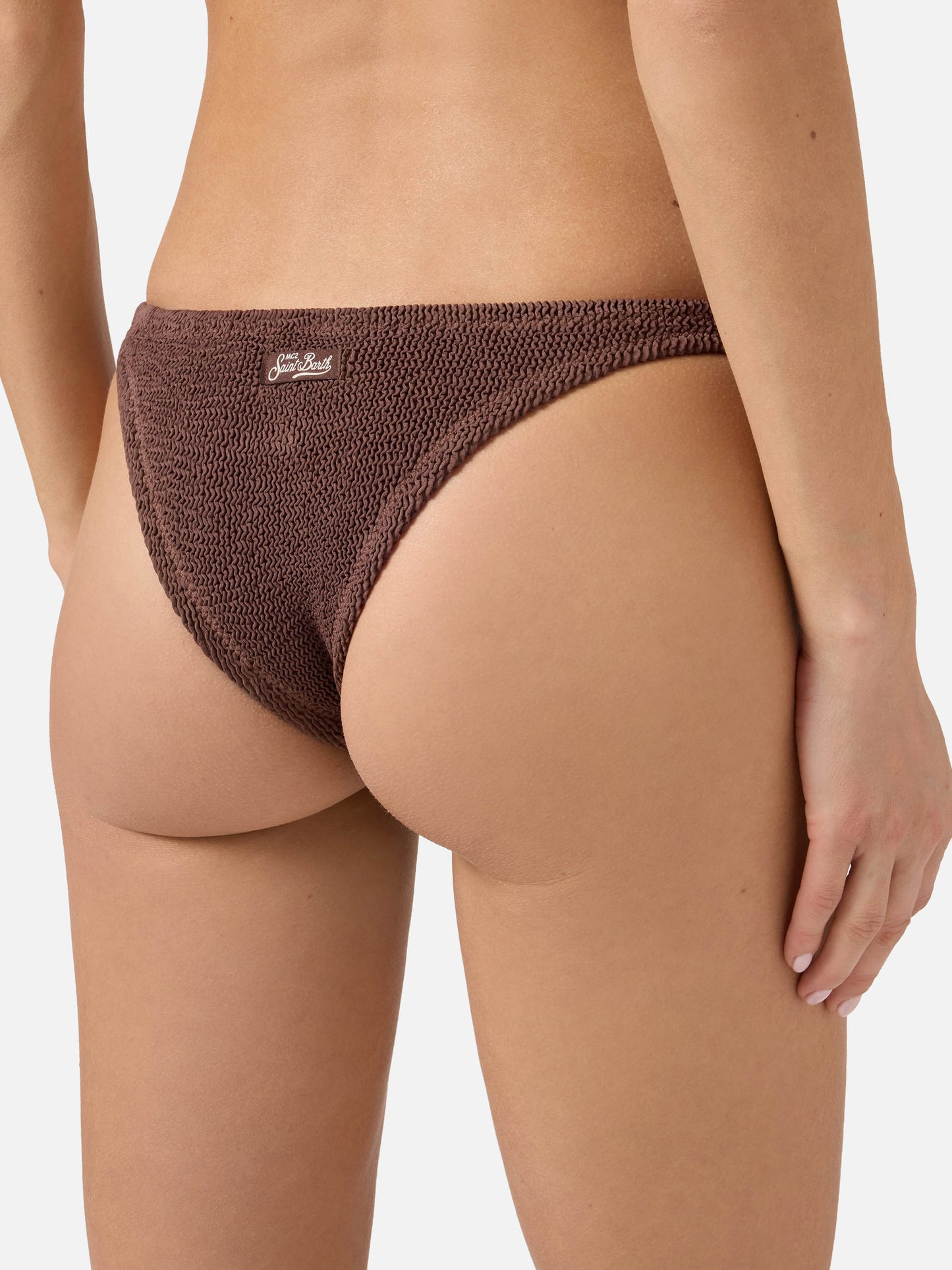 Bikini bandeau de tejido crinkle marrón Yulia Naomi