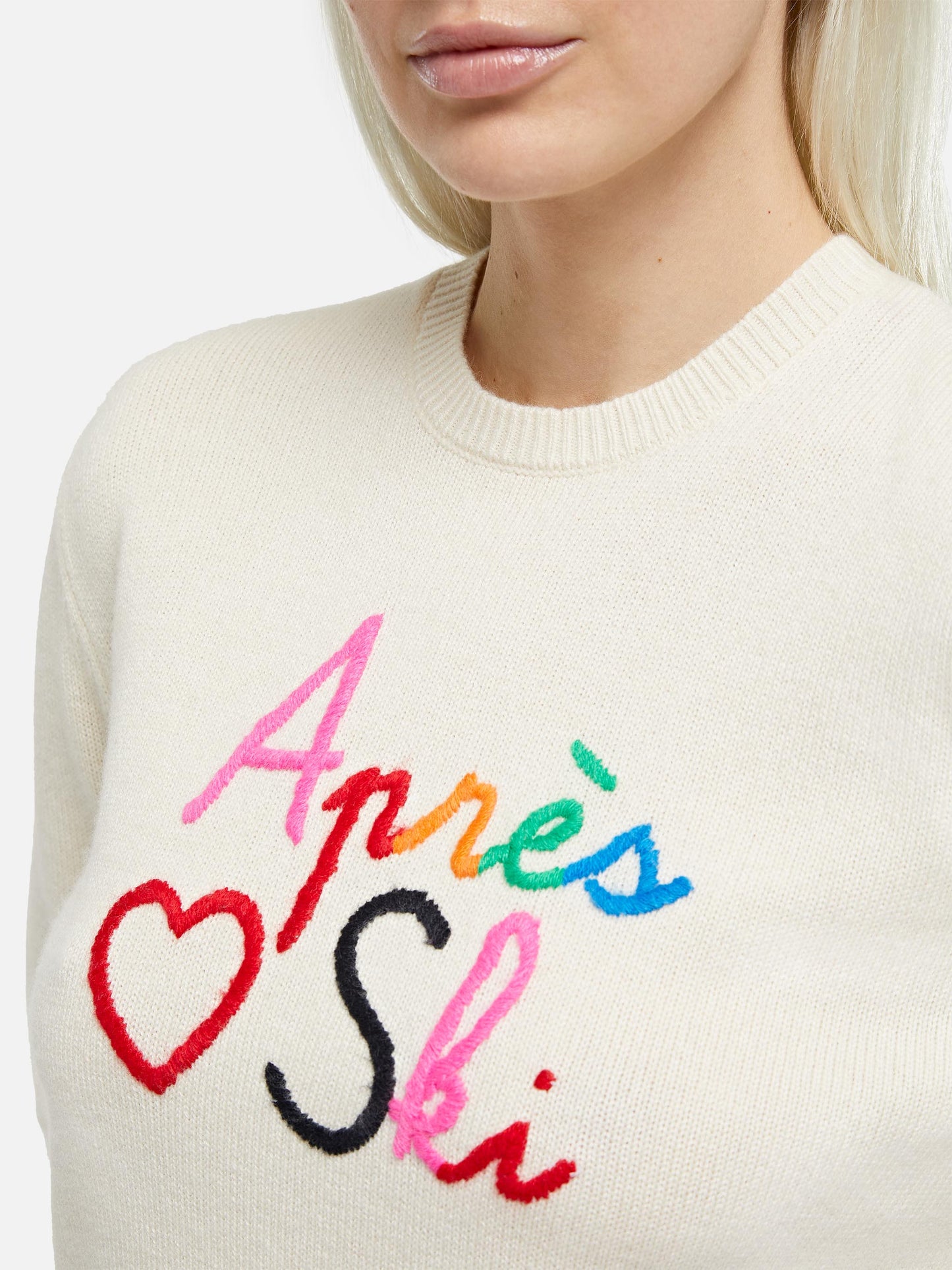 Woman white sweater New Queen with Apres love ski embroidery