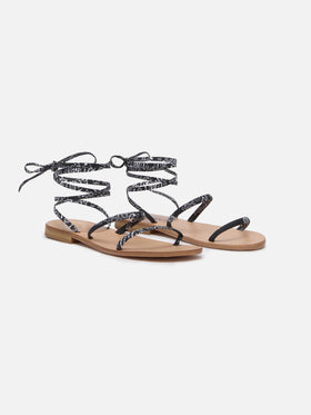 Wrap Flat Sandals con stampa bandana