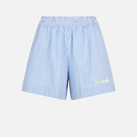 Kurze Damenhose aus Seersucker mit Streifendruck