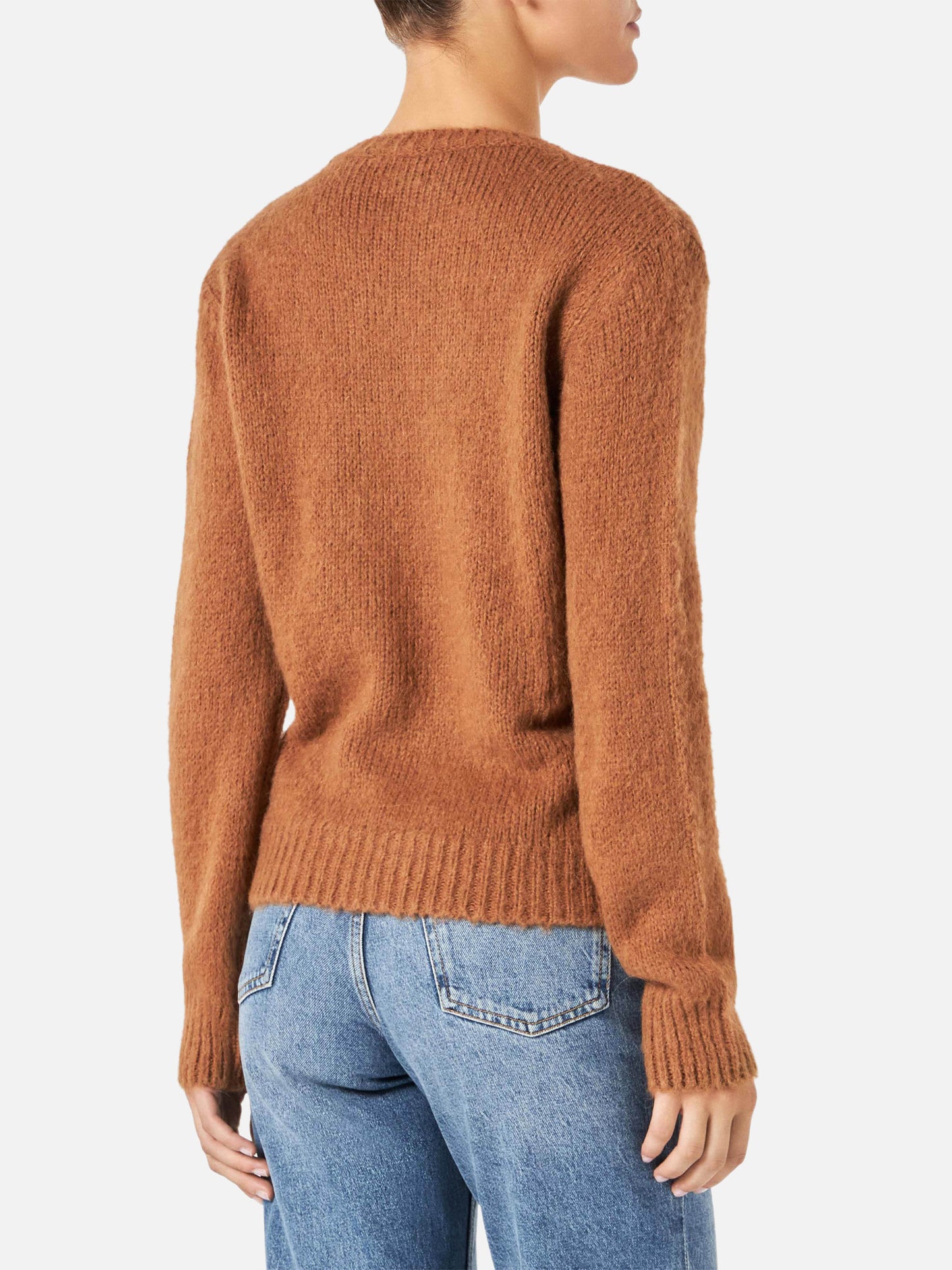 Maglione da donna garzato marrone con ricamo