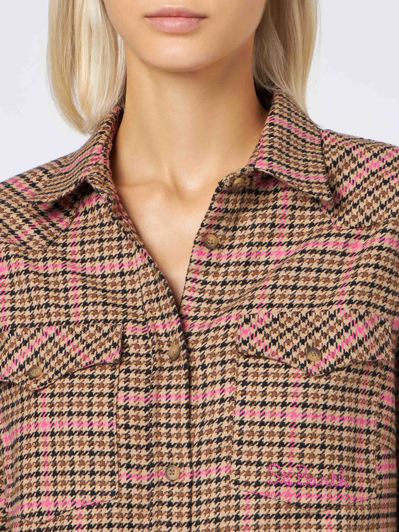 Woman overshirt with pied de poule print