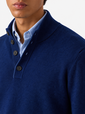 Navy blue sweater in merino cashmere with buttons