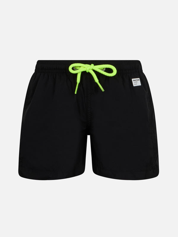 Schwarze Badeshorts aus leichtem Stoff für Jungen von Jean Lighting Pantone | PANTONE-SONDERAUSGABE