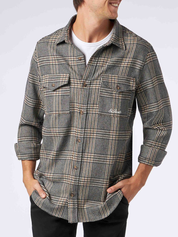 Man wooly shirt with Prince of Wales pattern