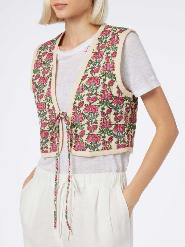 Woman embroidered padded vest