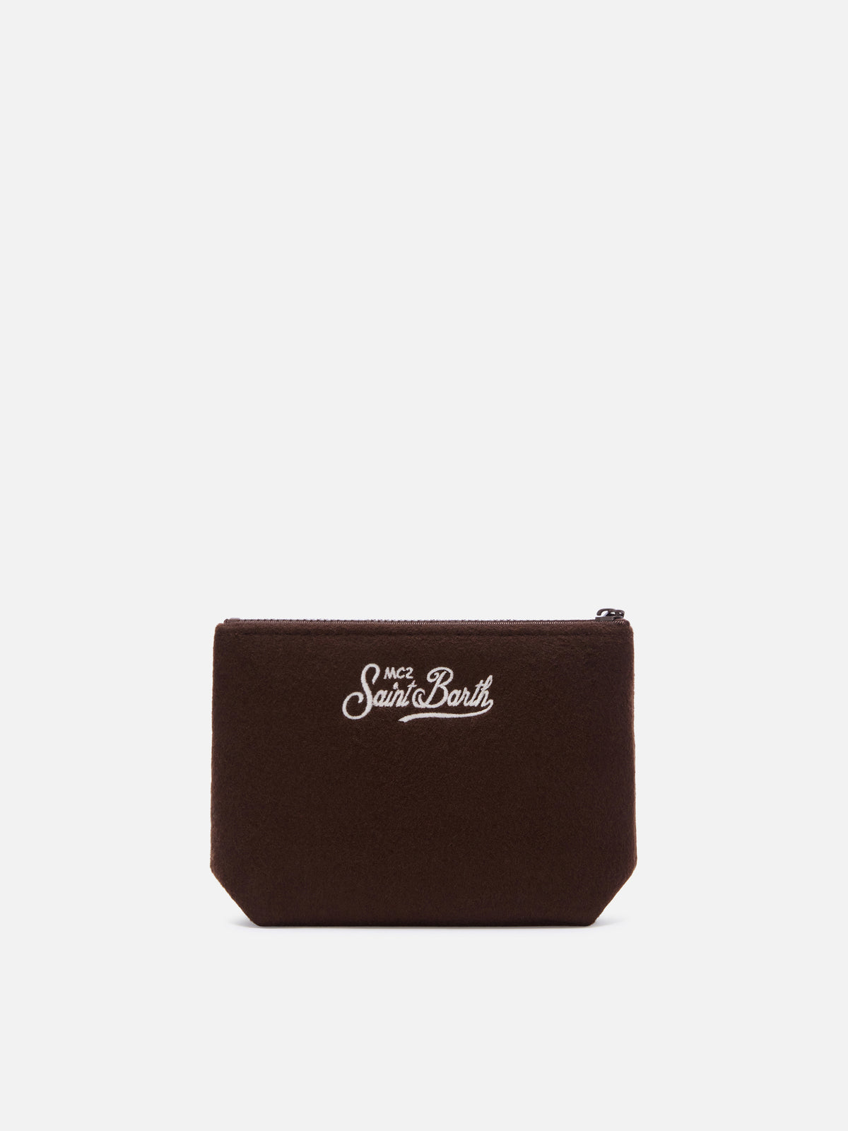 Braune Aline aus Filz pochette mit aufgestickter Berglandschaft 