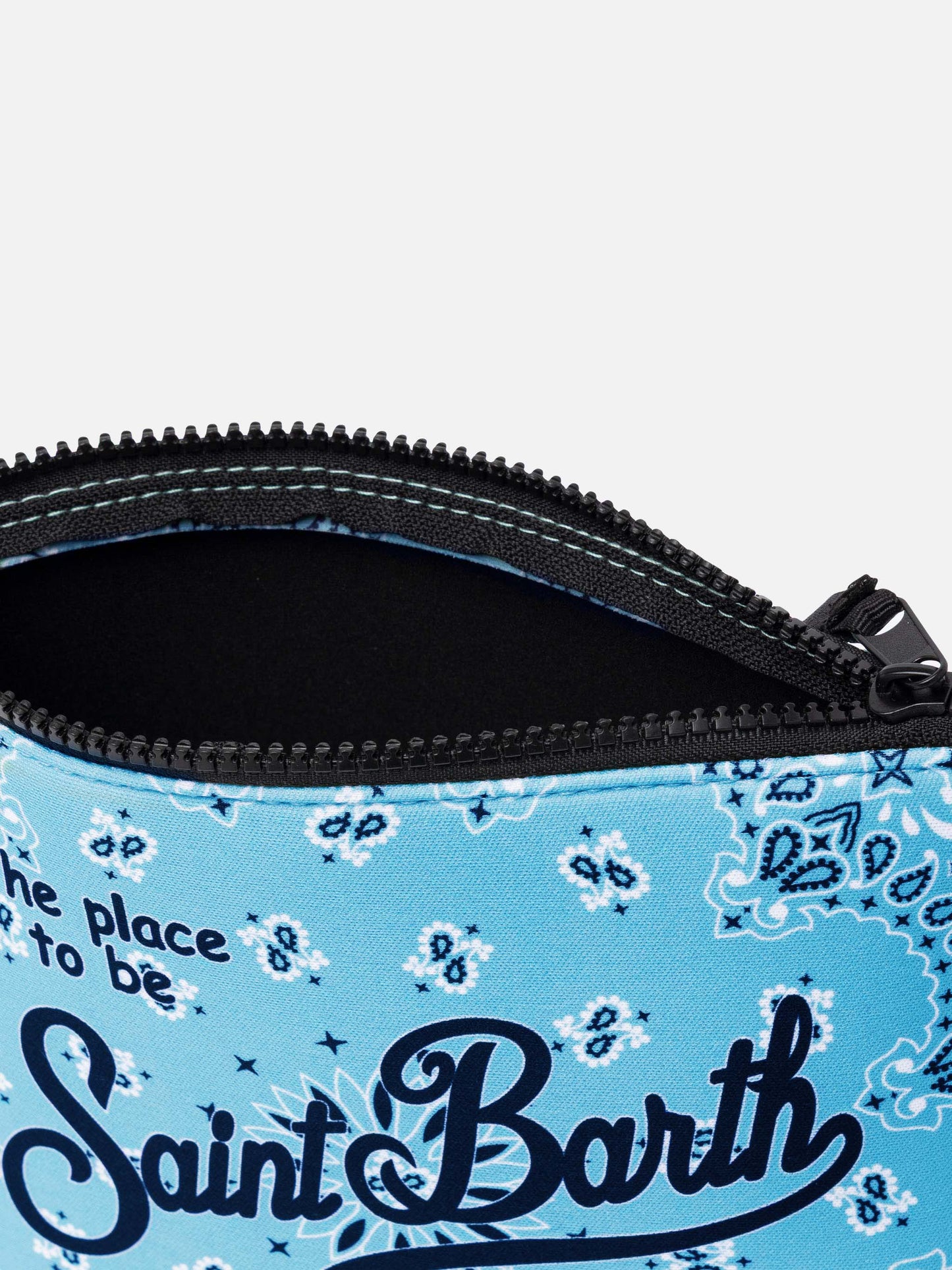 Aline Scuba-Pochette mit Bandana-Print