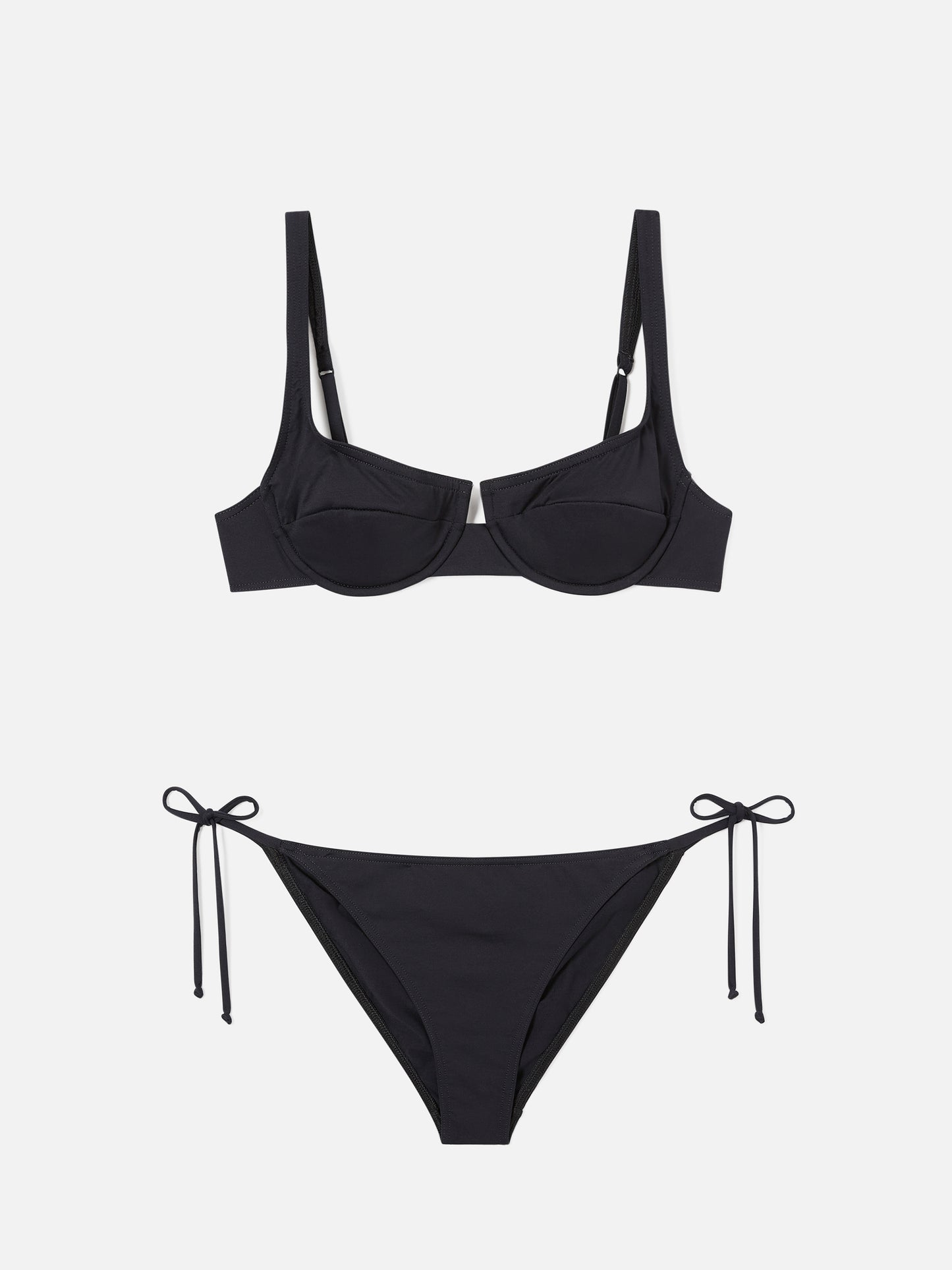 Bikini balconnet noir Amira Naomi en couleur unie 