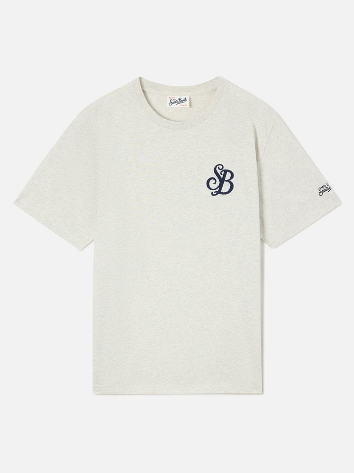 T-shirt en coton biologique Arnott gris avec broderie monogramme SB Legacy 