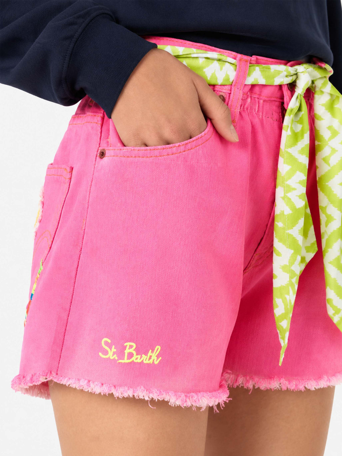 Pink Arizona denim shorts with embroidery and appliqués