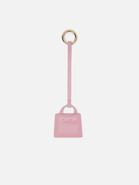 Bag charm in pelle liscia rosa chiaro con logo impresso