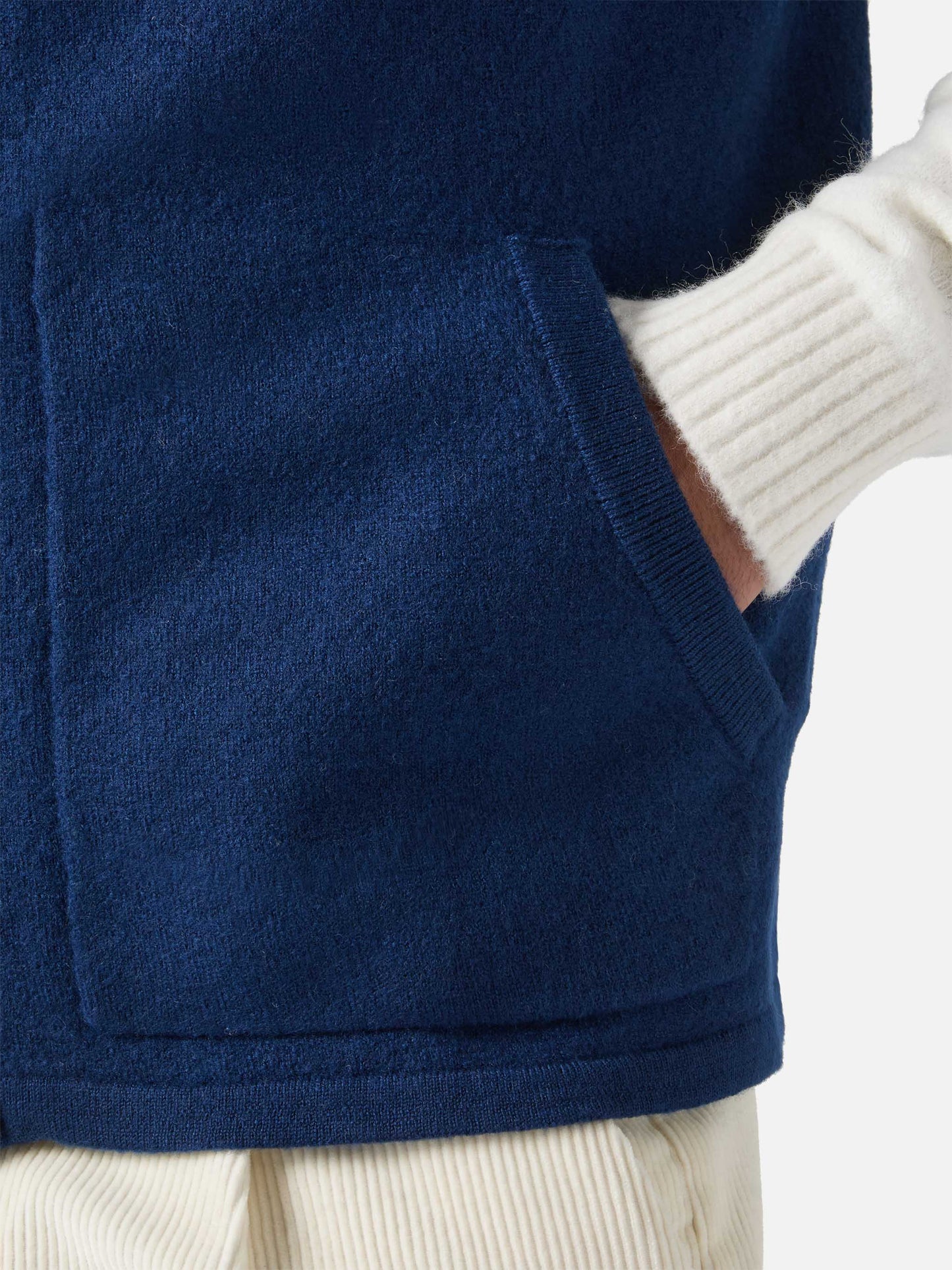 Sleeveless vest Chioto in navy blue