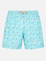 Bequeme Herren-Badeshorts aus Stretchstoff mit Seestern-Print