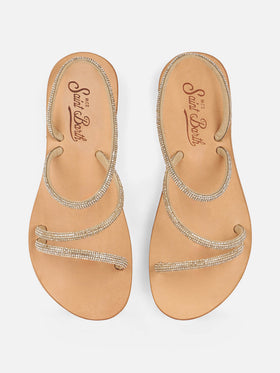 Flache Sandalen Cora mit goldenen Strasssteinen