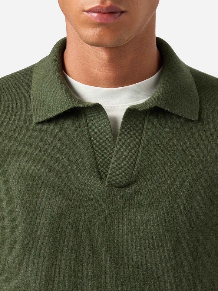 Polo de mezcla de lana merino y cachemir color verde militar Covent 