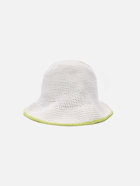 Cloche da donna all'uncinetto