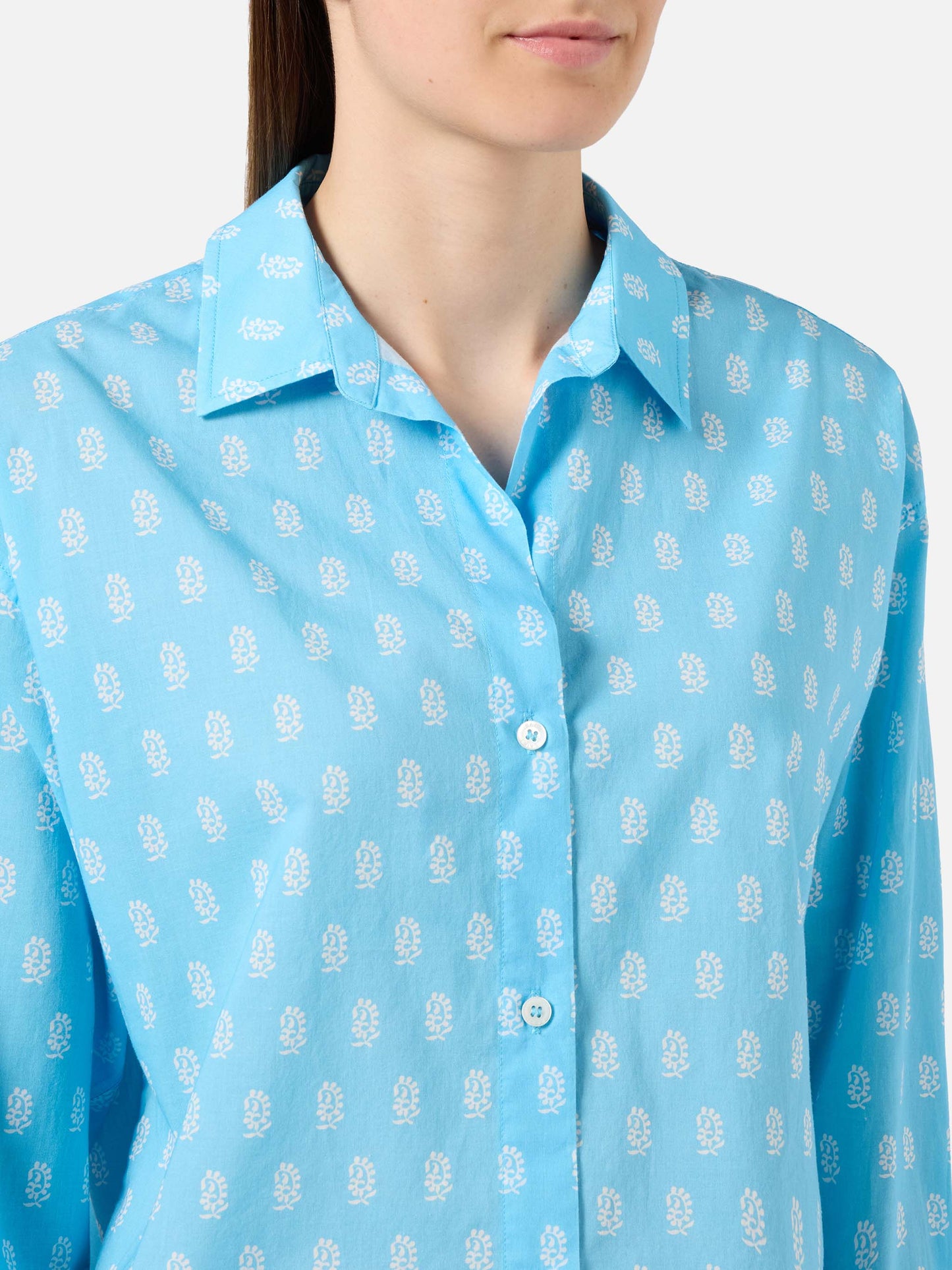 Camicia Cristal in cotone voile azzurro con stampa paisley