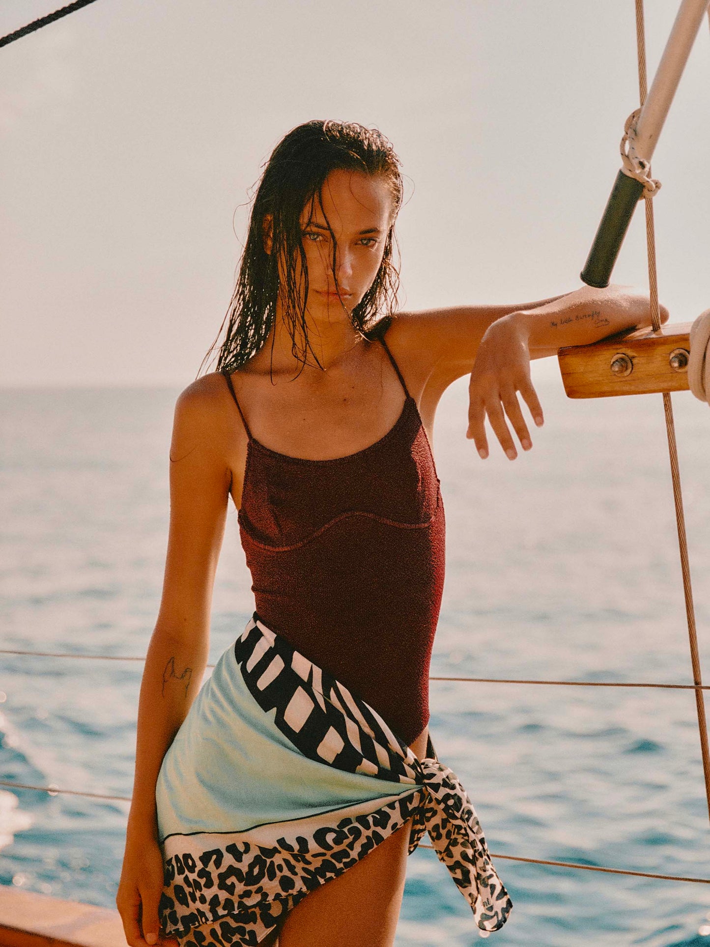 Dara one-piece swimsuit in burgundy crinkle fabric