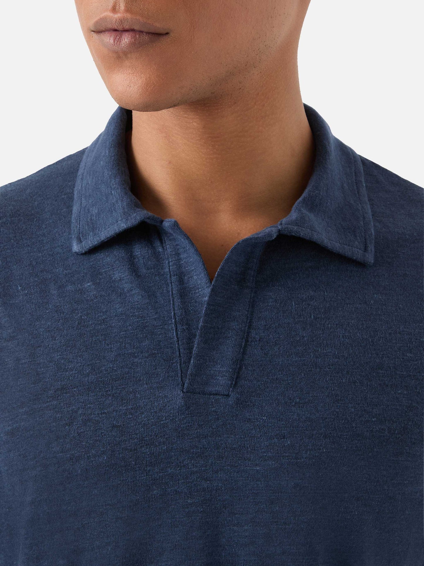 Navy blue Fraser polo in pure linen solid color