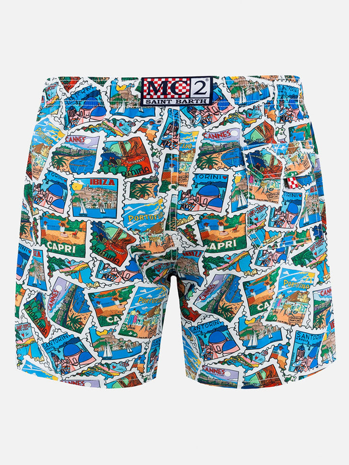 Costume da bagno da uomo Gustavia lunghezza media con stampa mix di cartoline | EDIZIONE SPECIALE ALESSANDRO ENRIQUEZ