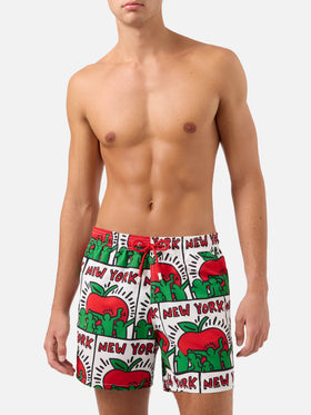 Gustavia weiße Keith Haring NY platzierter Print-Badeshorts | Special Edition 