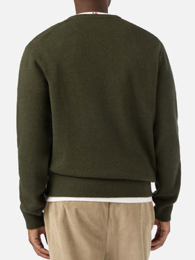 Jersey de punto con cuello redondo Heron verde militar con bordado de montaña 