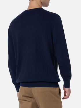 Blauer Herrenpullover Heron mit Gin Tonic Champ-Stickerei
