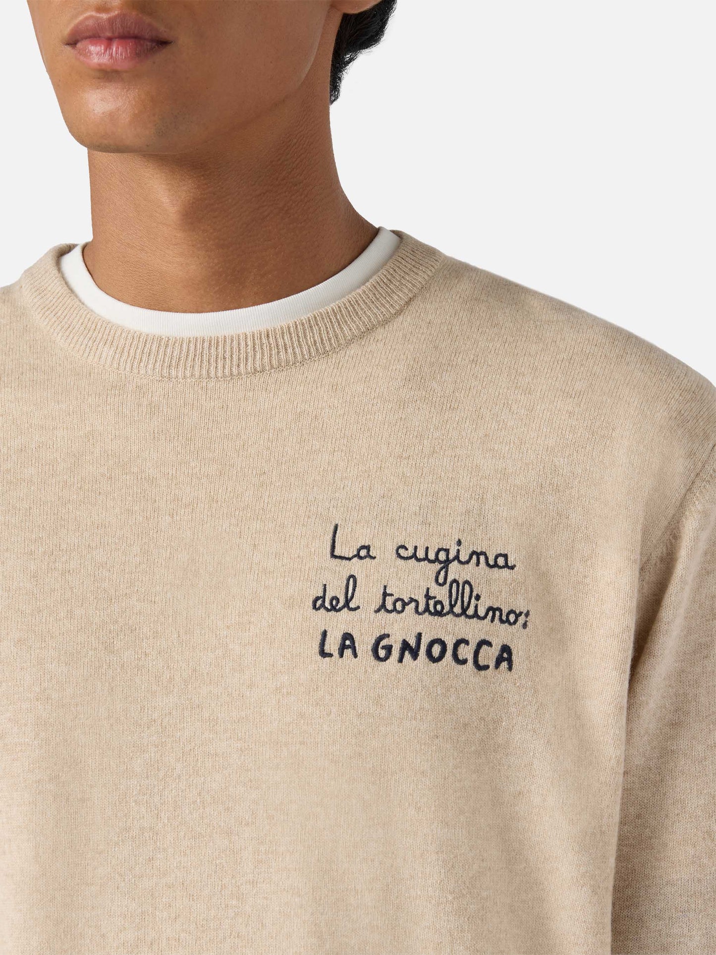 Crewneck sweater Heron Light with La cugina del tortellino, la Gnocca! embroidery | VACANZE DI NATALE SPECIAL EDITION