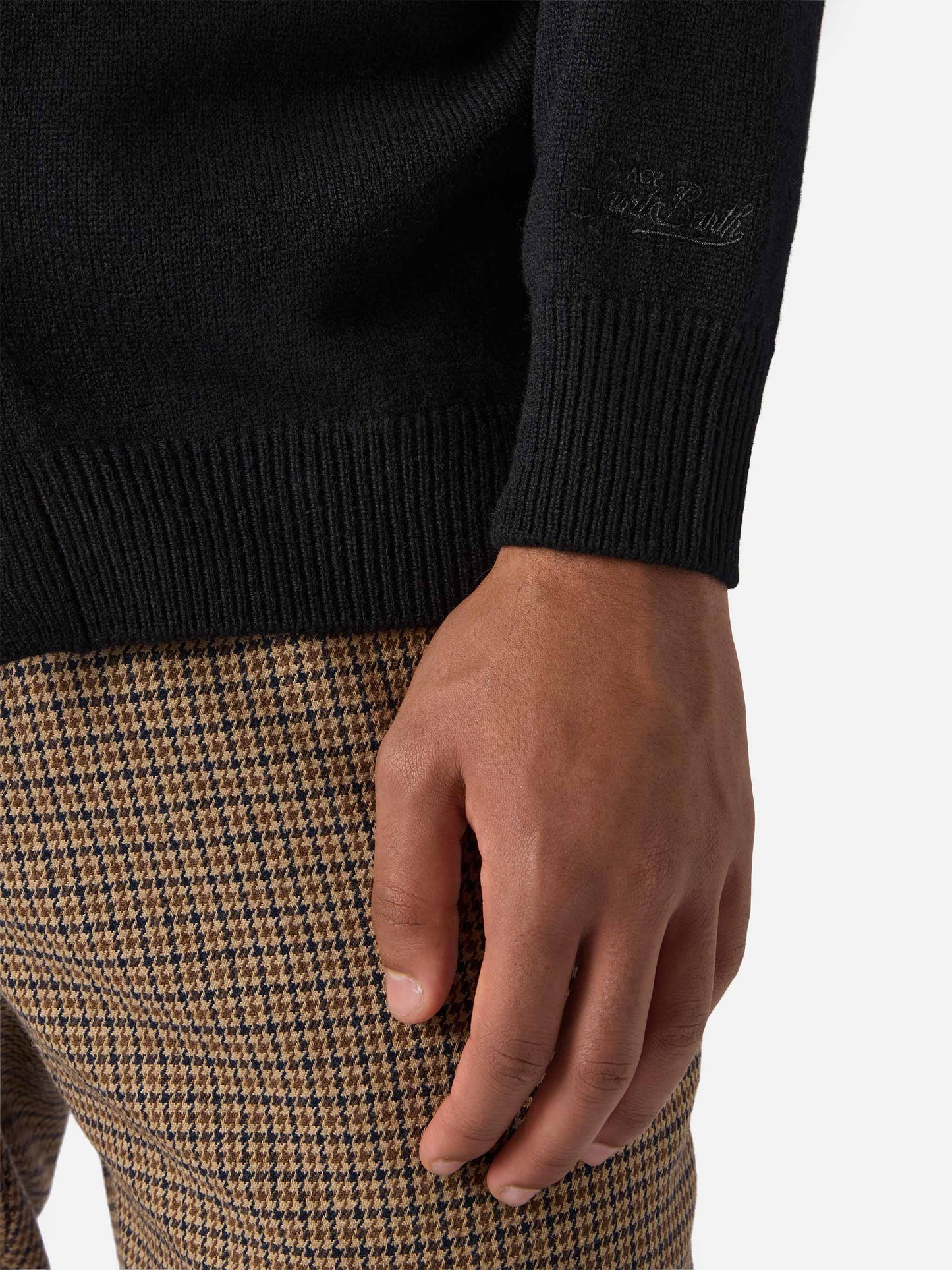 Cardigan Herrison in pura lana nero a coste inglesi