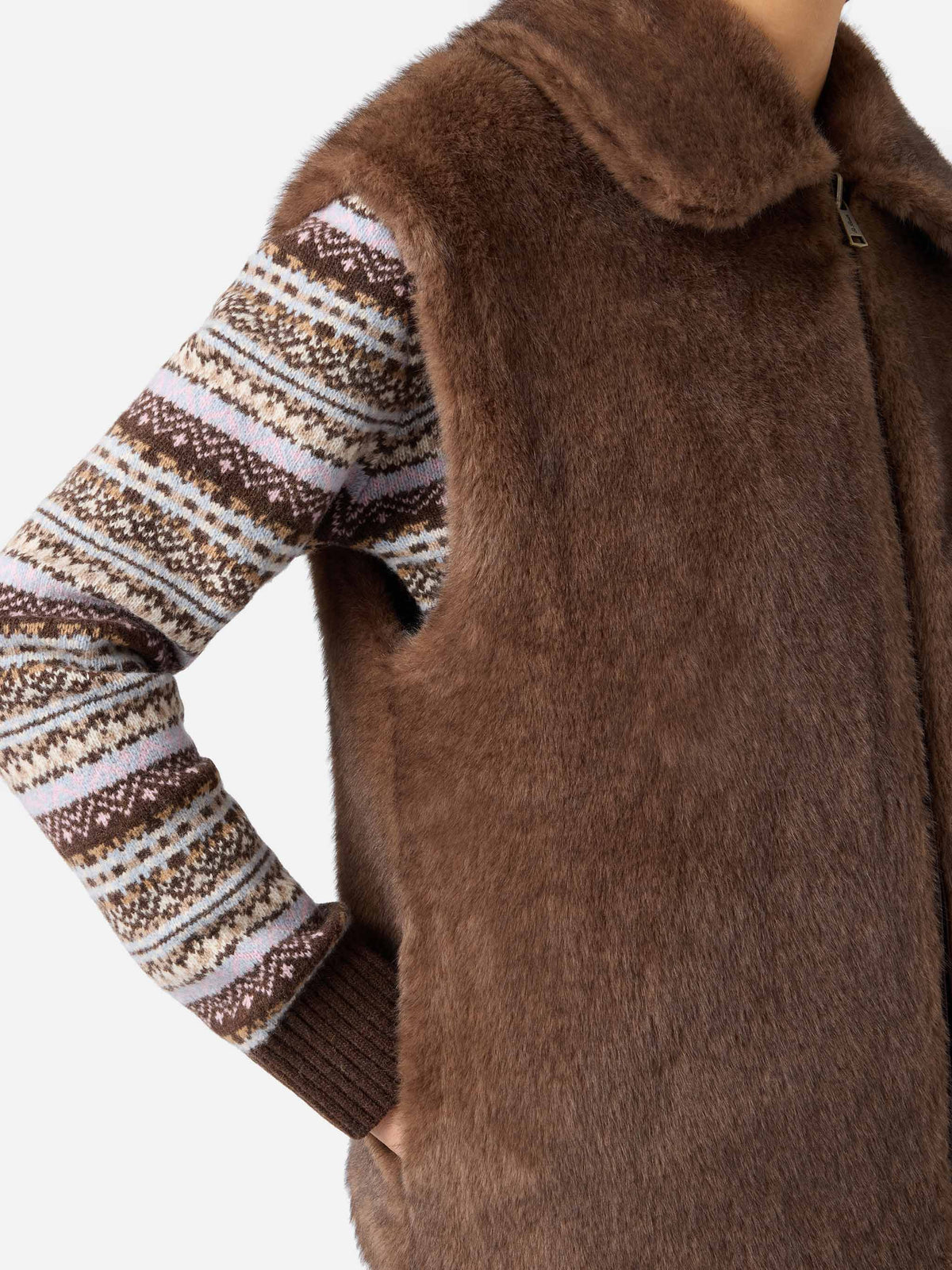 Gilet Hesketh marrone scuro reversibile in tessuto cerato ed effetto pelliccia