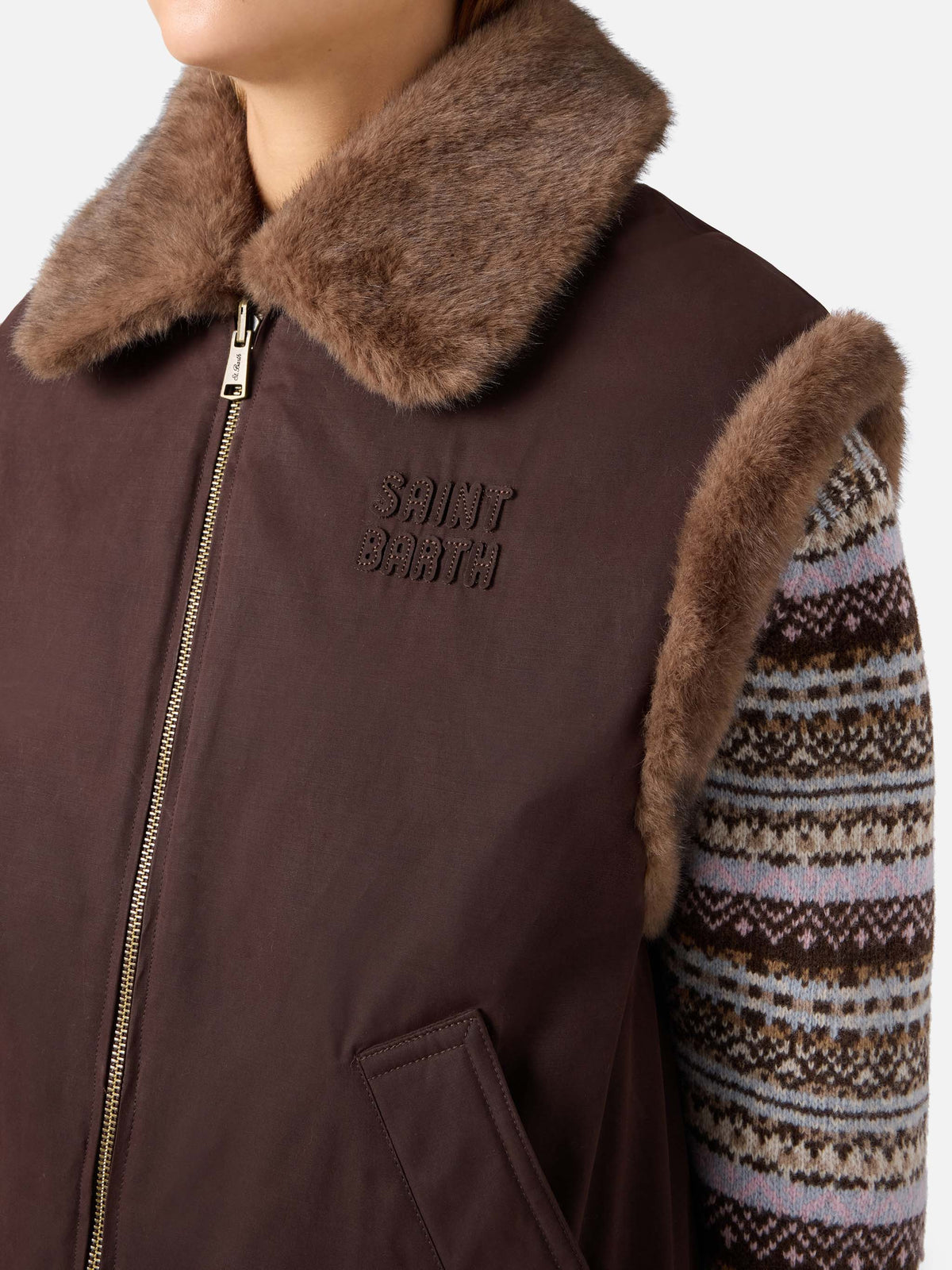 Gilet Hesketh marrone scuro reversibile in tessuto cerato ed effetto pelliccia