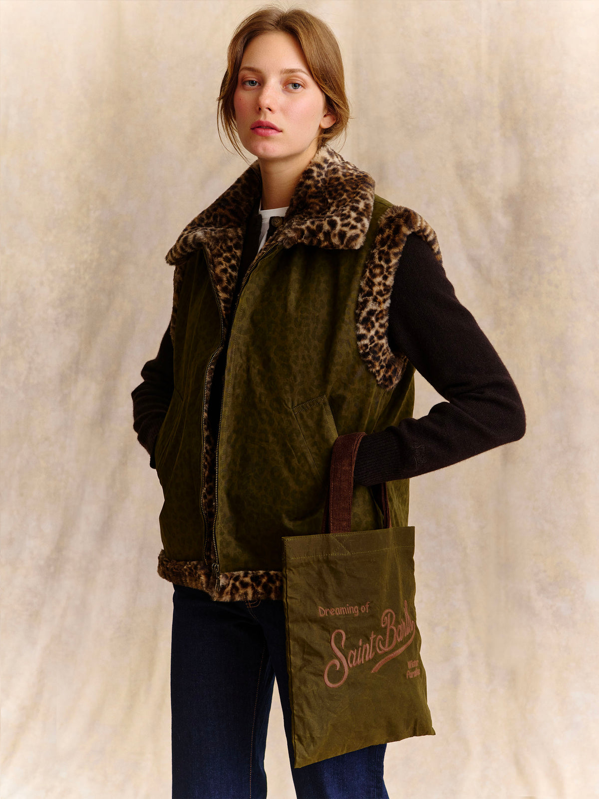 Chaleco encerado reversible Hesketh con estampado Leoparn y pelo sintético 