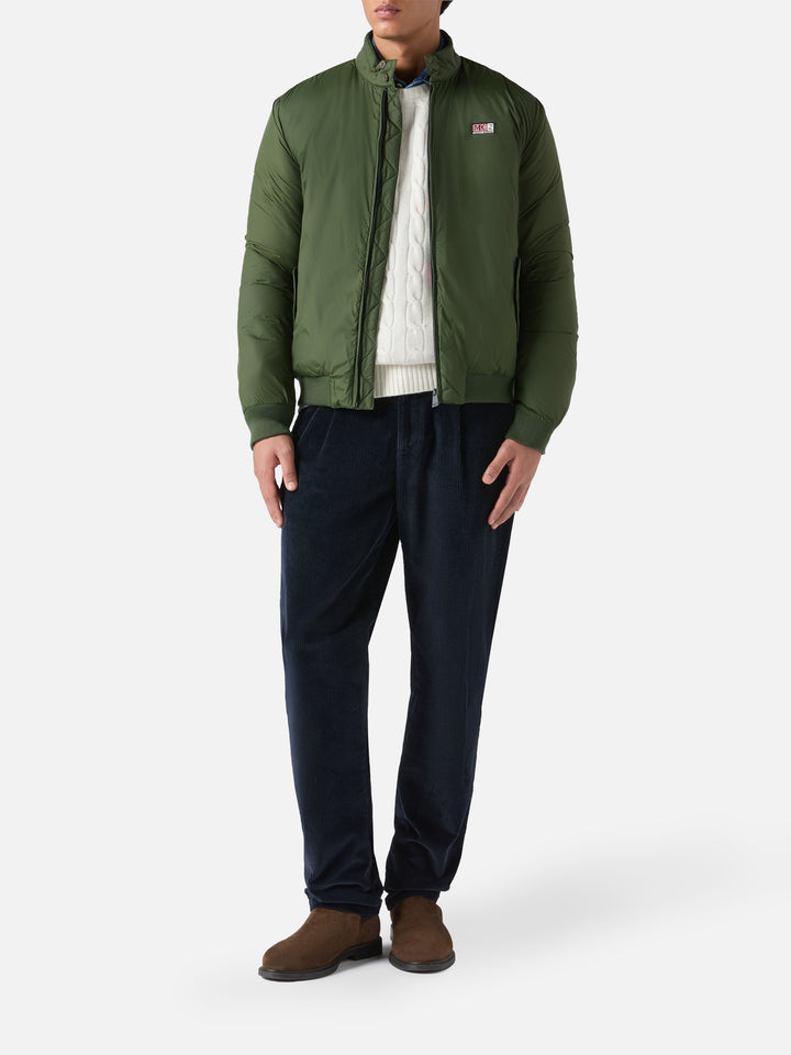 Bomber leggero Jet in verde militare