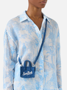 Denim-Schlüsselanhänger in Minibag-Form mit aufgedrucktem Logo 