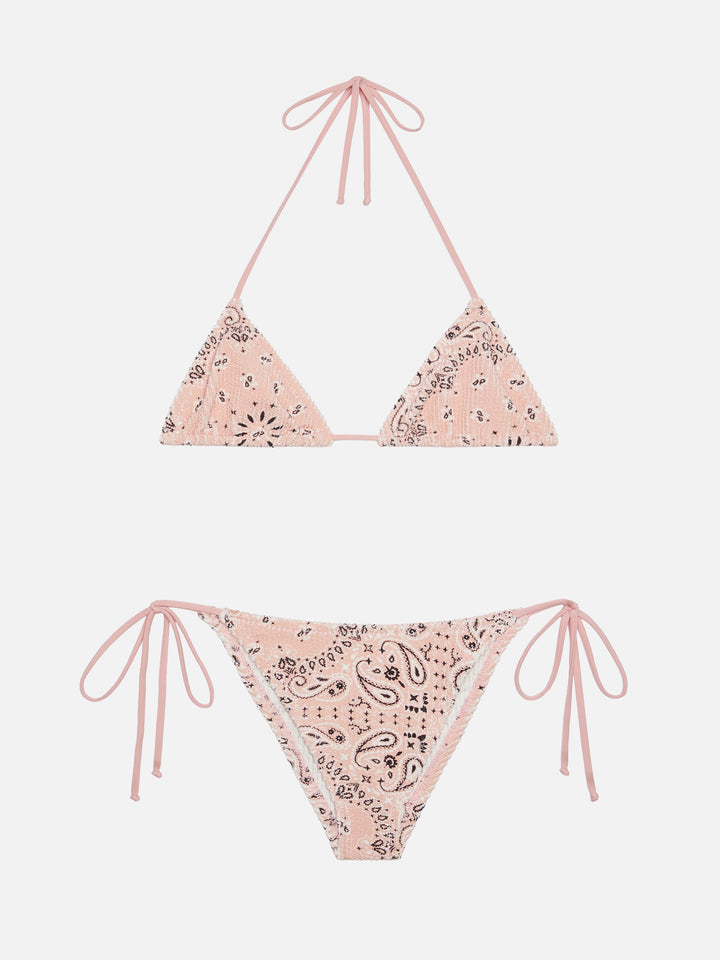 Klassische Badehose „Marielle“ in Rosa mit Bandana-Print – Crinkle-Triangel-Top „Leah“ in Rosa