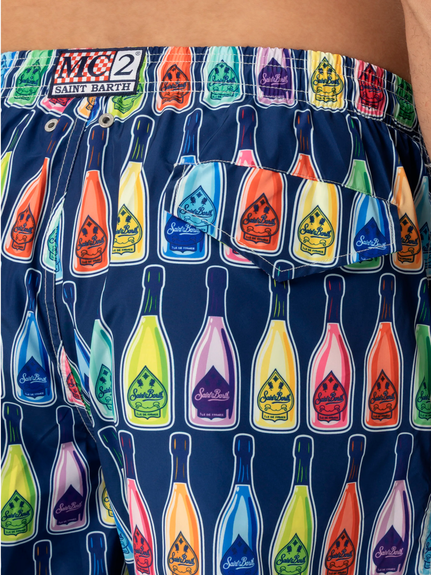 Badeshorts aus leichtem Stoff „Lighting“ mit Flaschen-Print