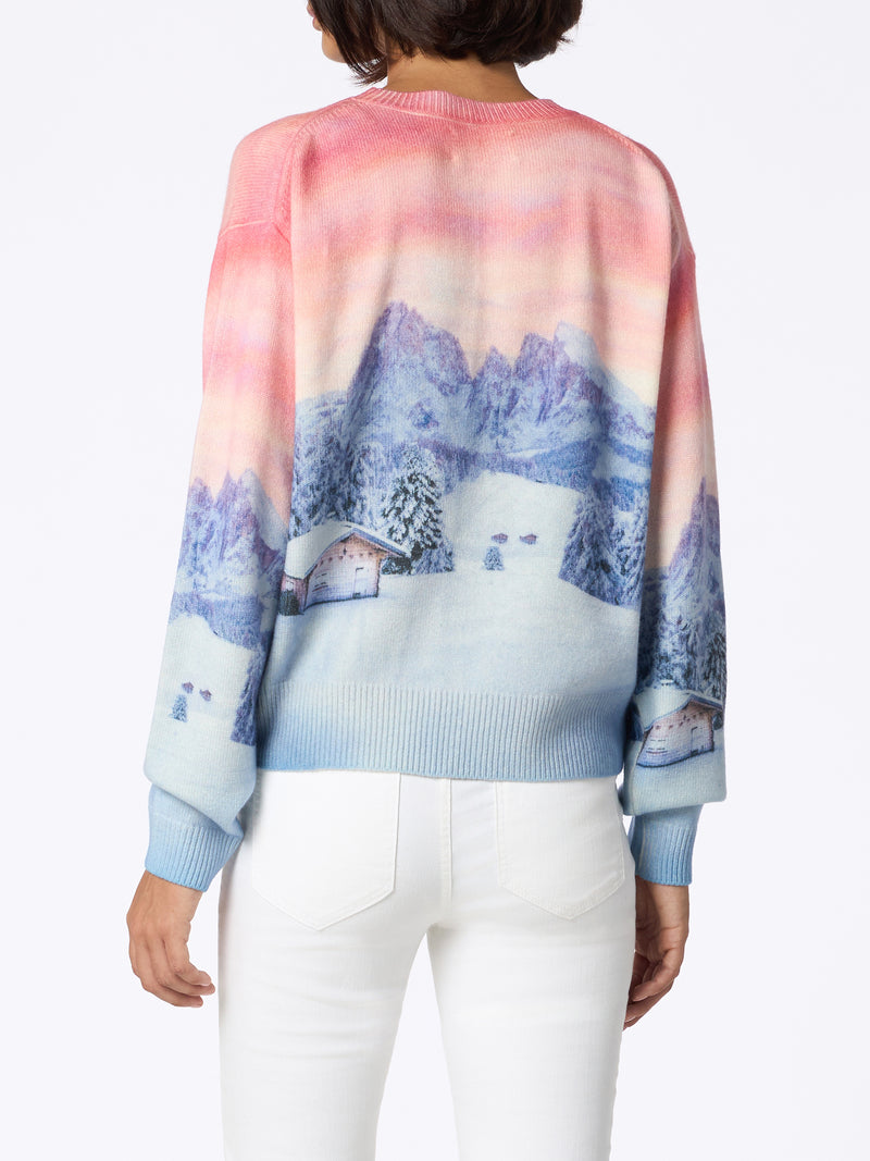 Woman blended cashmere sweater Louise with chalet sunset print