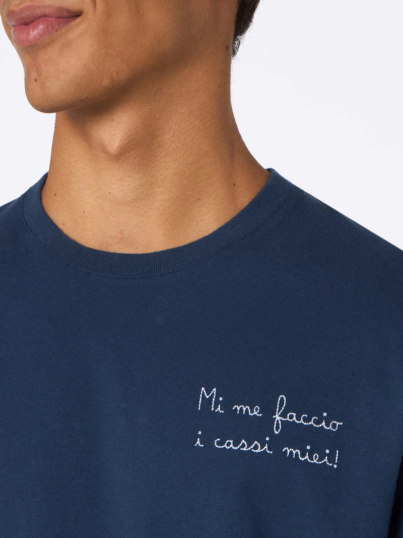 Man blue t-shirt Luton with Mi me faccio i cassi miei! embroidery | VACANZE DI NATALE SPECIAL EDITION