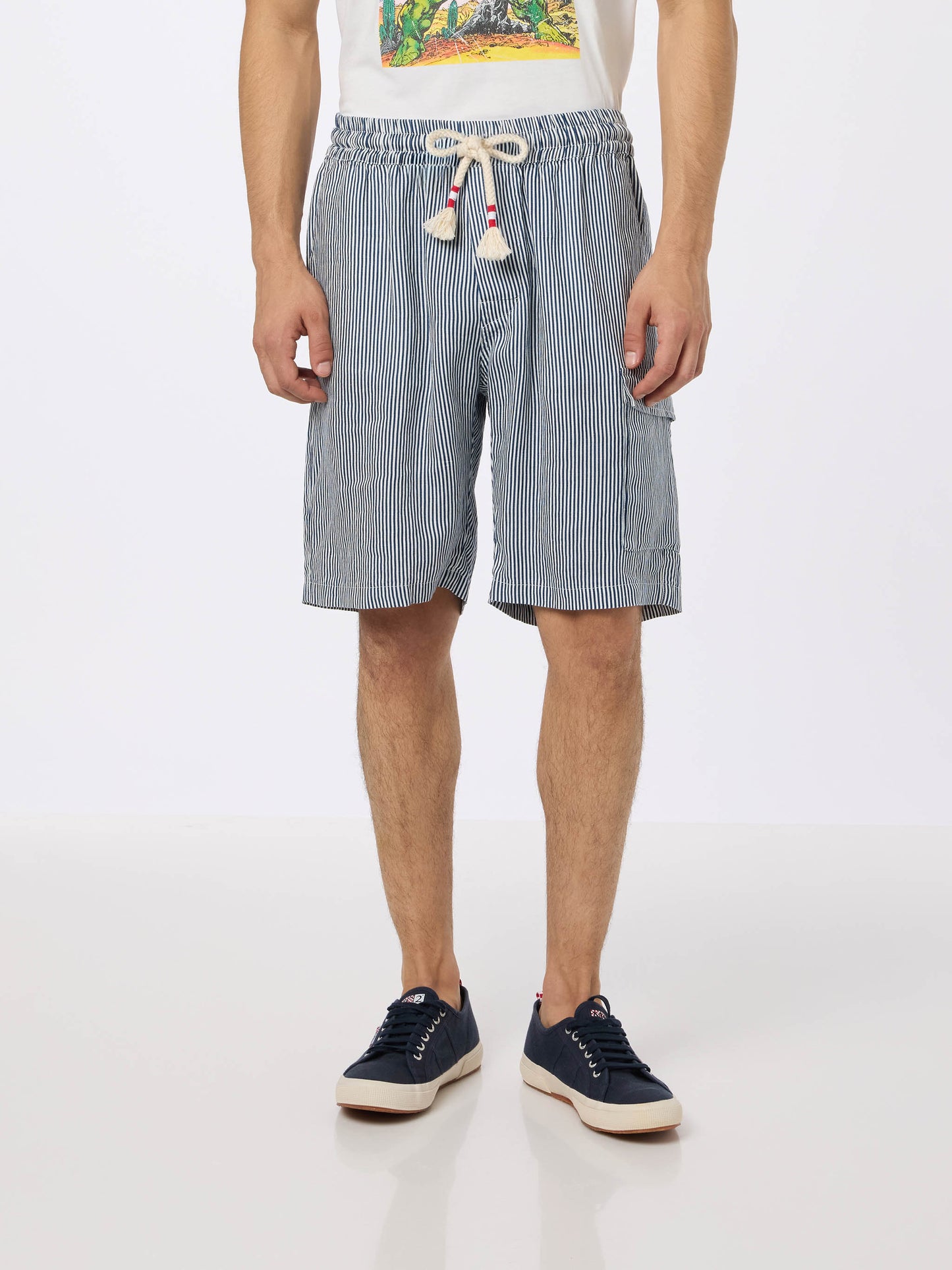 Bermuda da uomo Marseille in lino rigato blu
