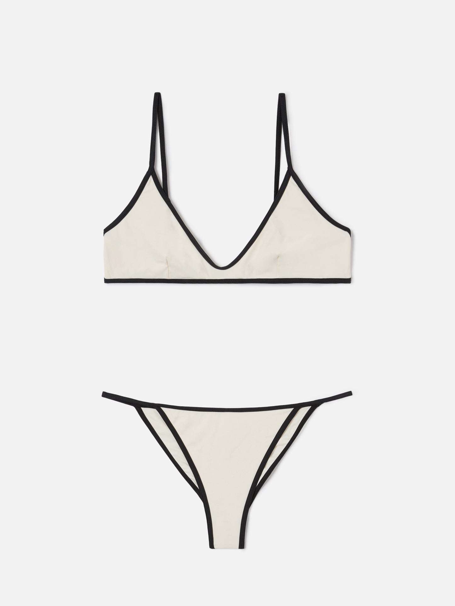 Bikini color crema Paloma Zephire String con ribetes en contraste 