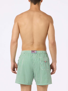 Grün gestreifte Seersucker-Badeshorts Patmos