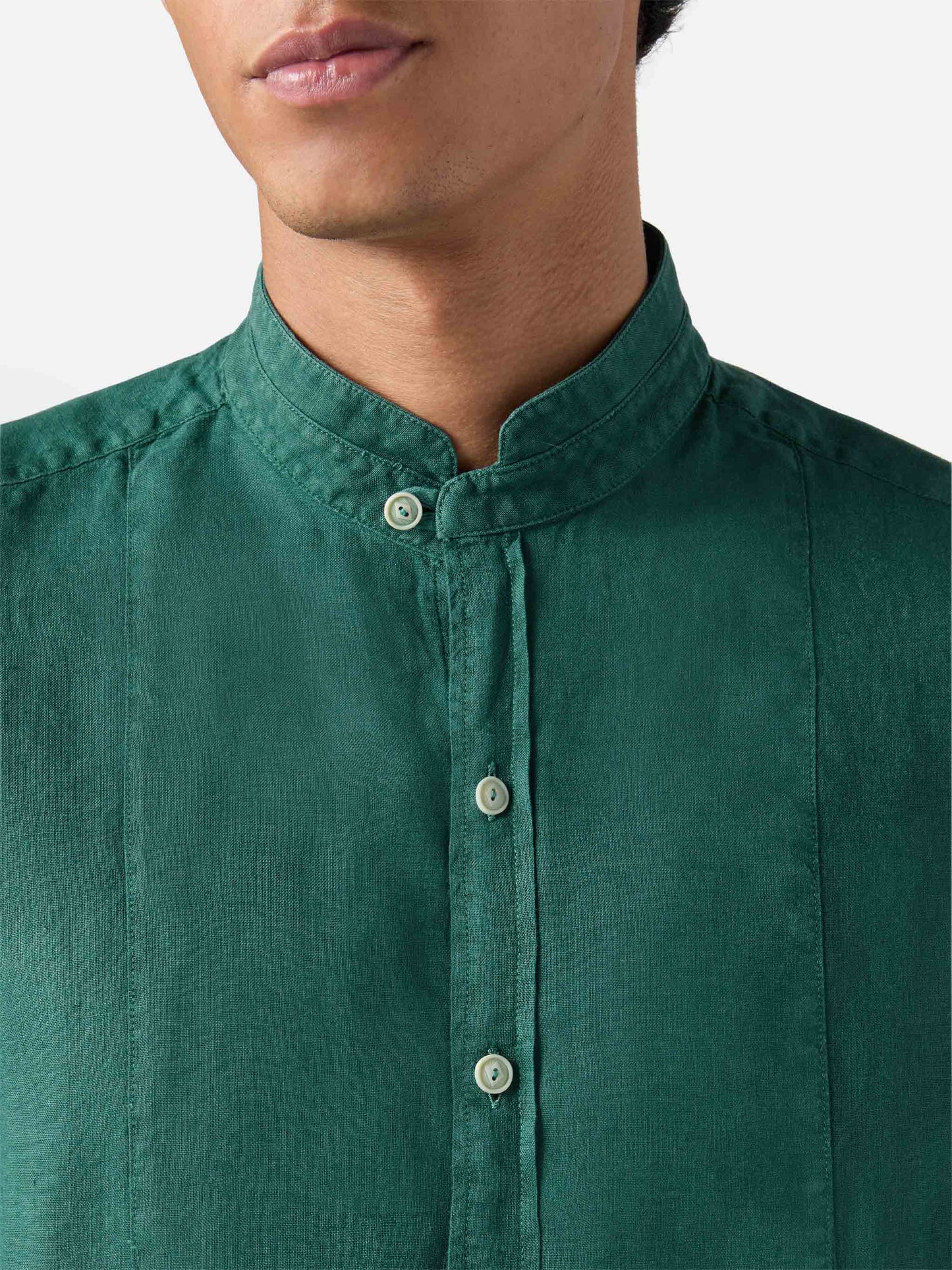 Pierre shirt in green linen
