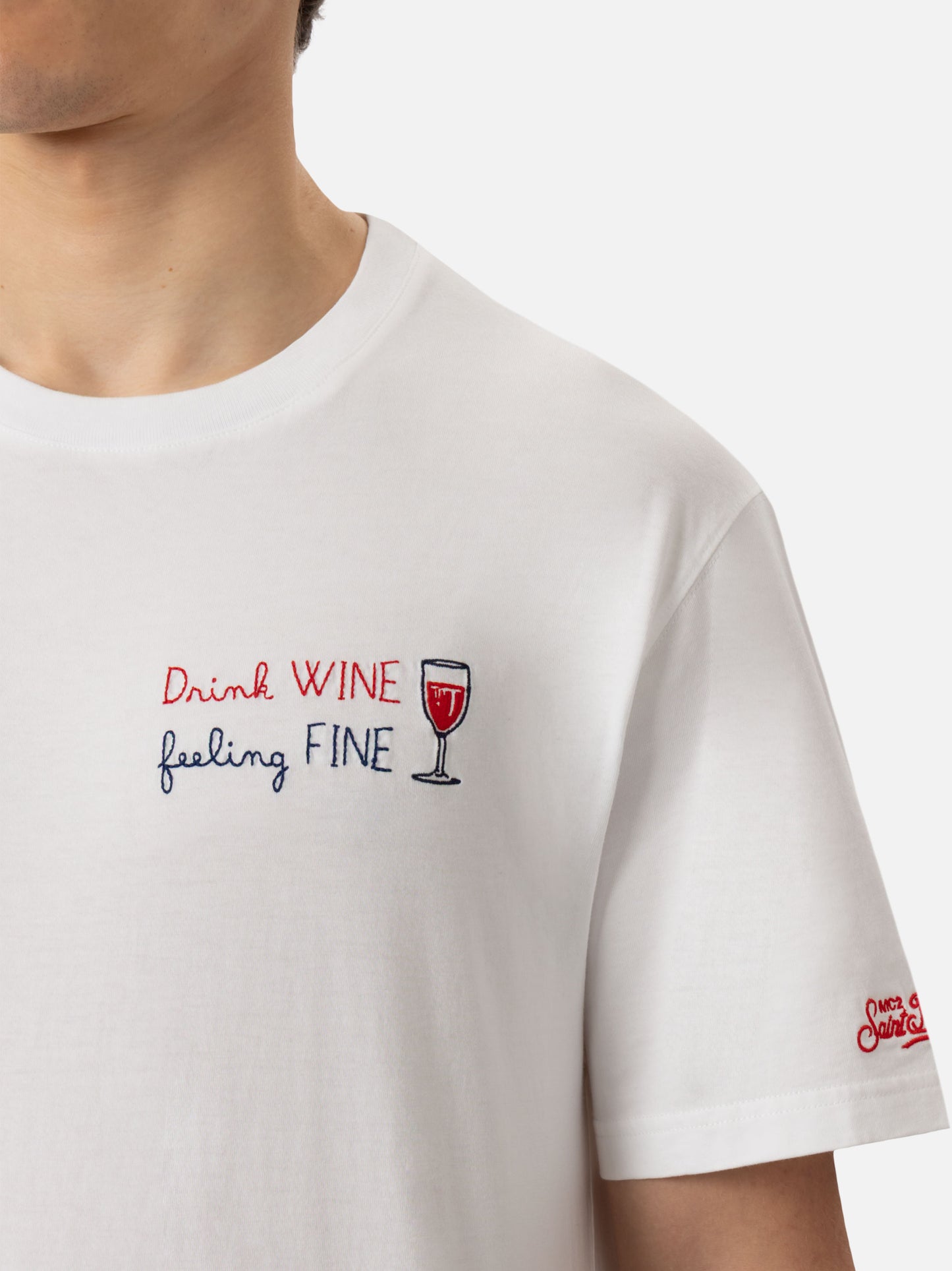 T-Shirt Portofino aus Baumwolljersey mit klassischer Passform und Stickerei „Drink WINE feeling FINE“