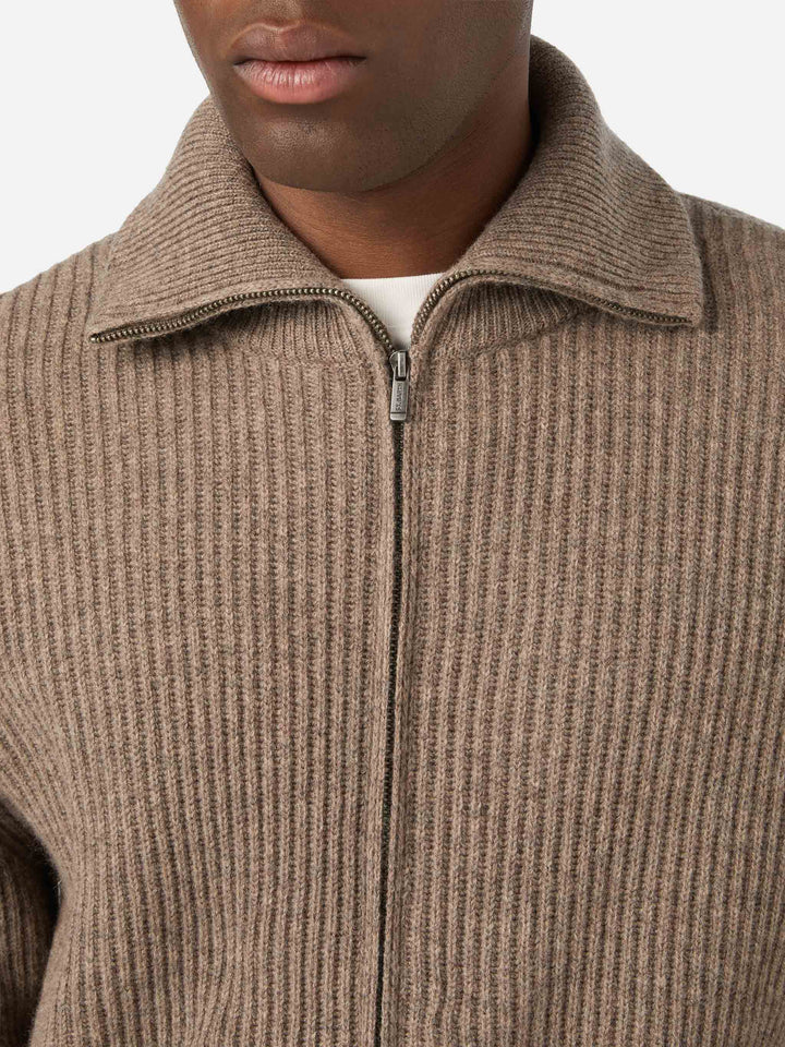 Cárdigan de punto de lana Preston beige con cremallera completa 