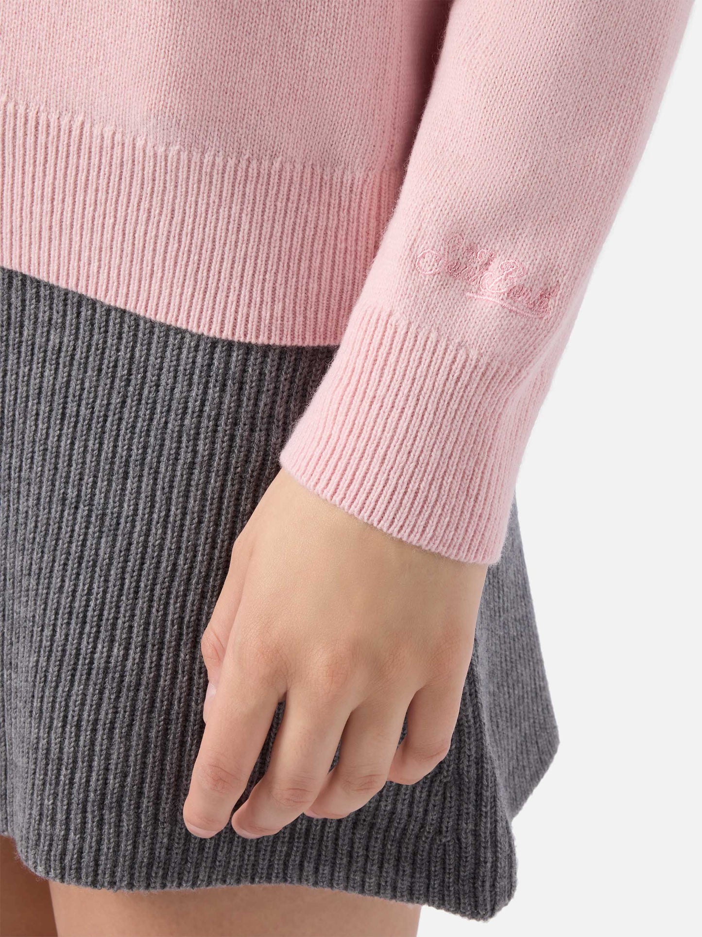 New Queen cashmere-blend sweater in pink with Bella e Impossibile jacquard