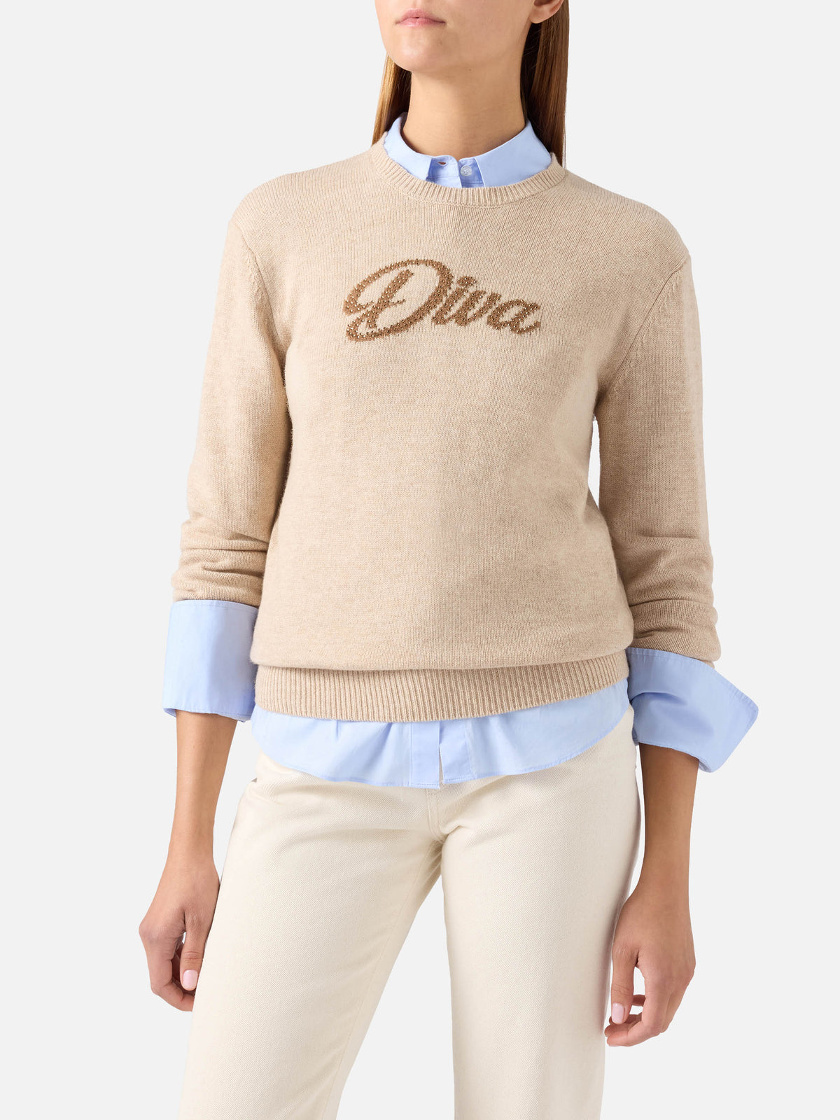 Maglia girocollo New Queen beige con ricamo Diva in strass